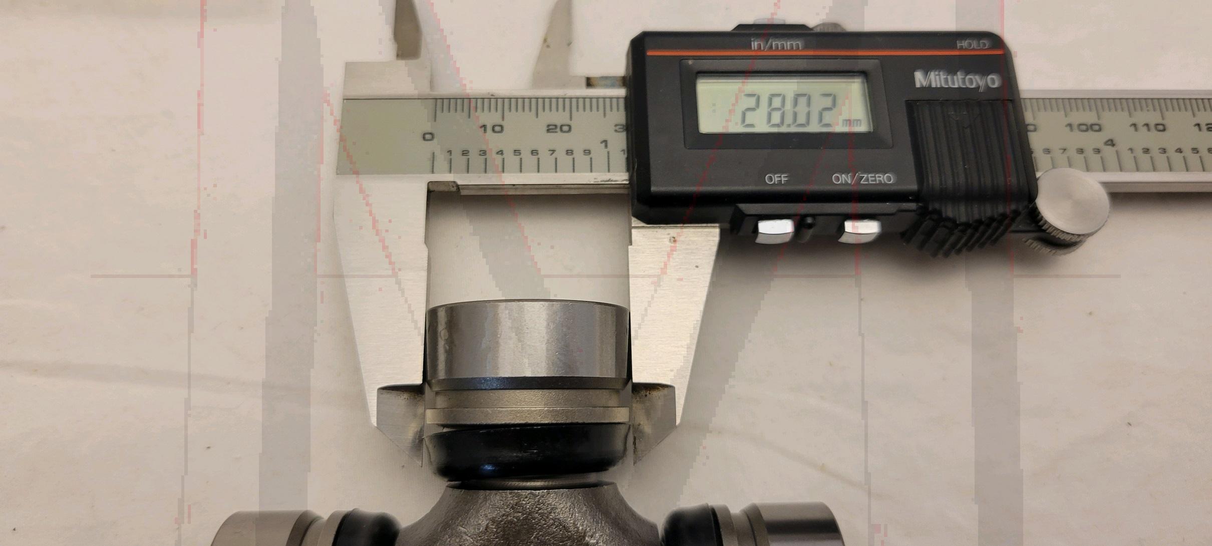DRIVE SHAFT UNIVERSAL JOINT