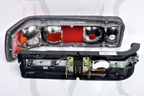 TAIL LIGHT ASSEMBLY