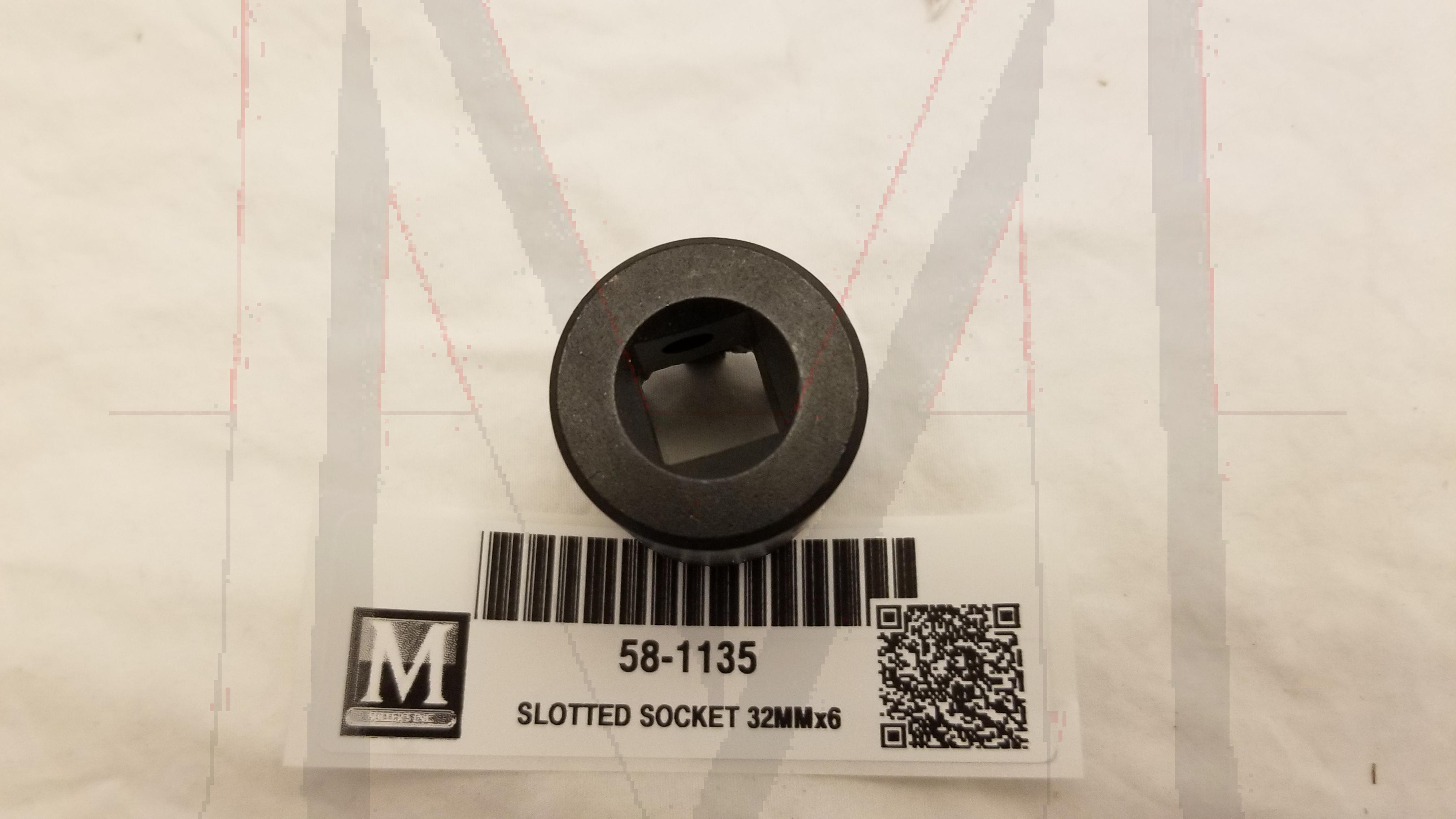 SLOTTED SOCKET 32MMx6