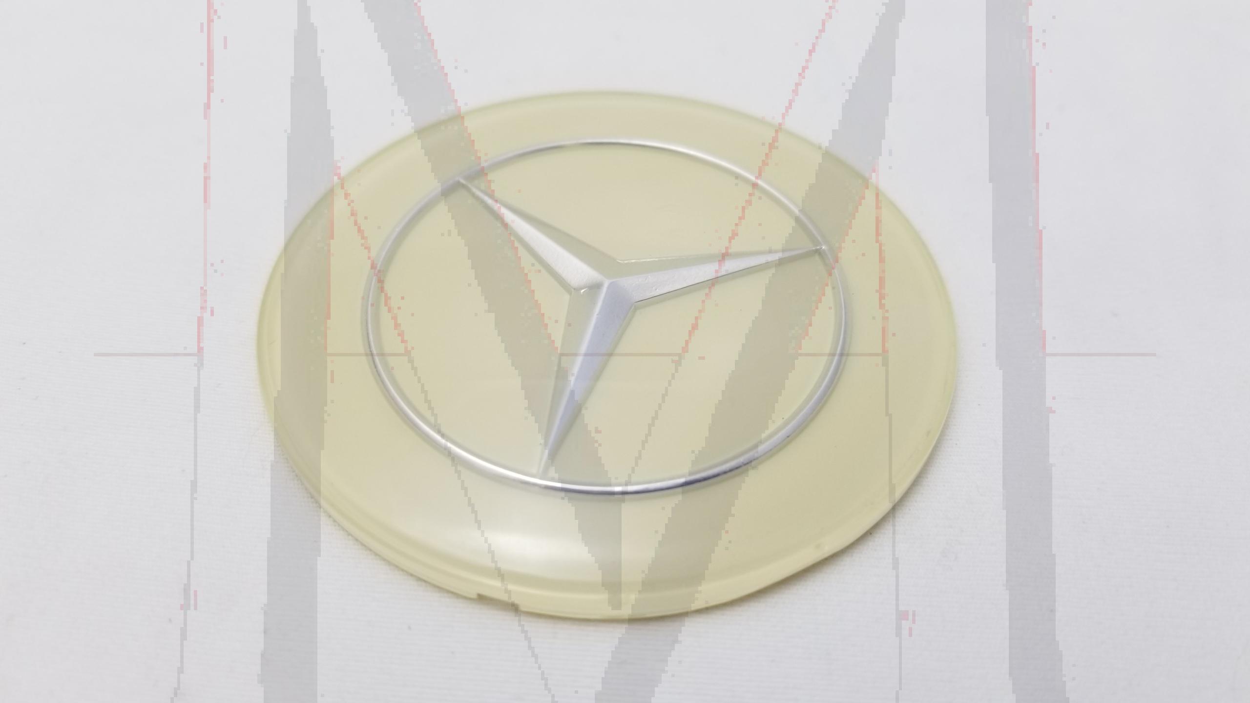 STEERING WHEEL - IVORY CENTER STAR