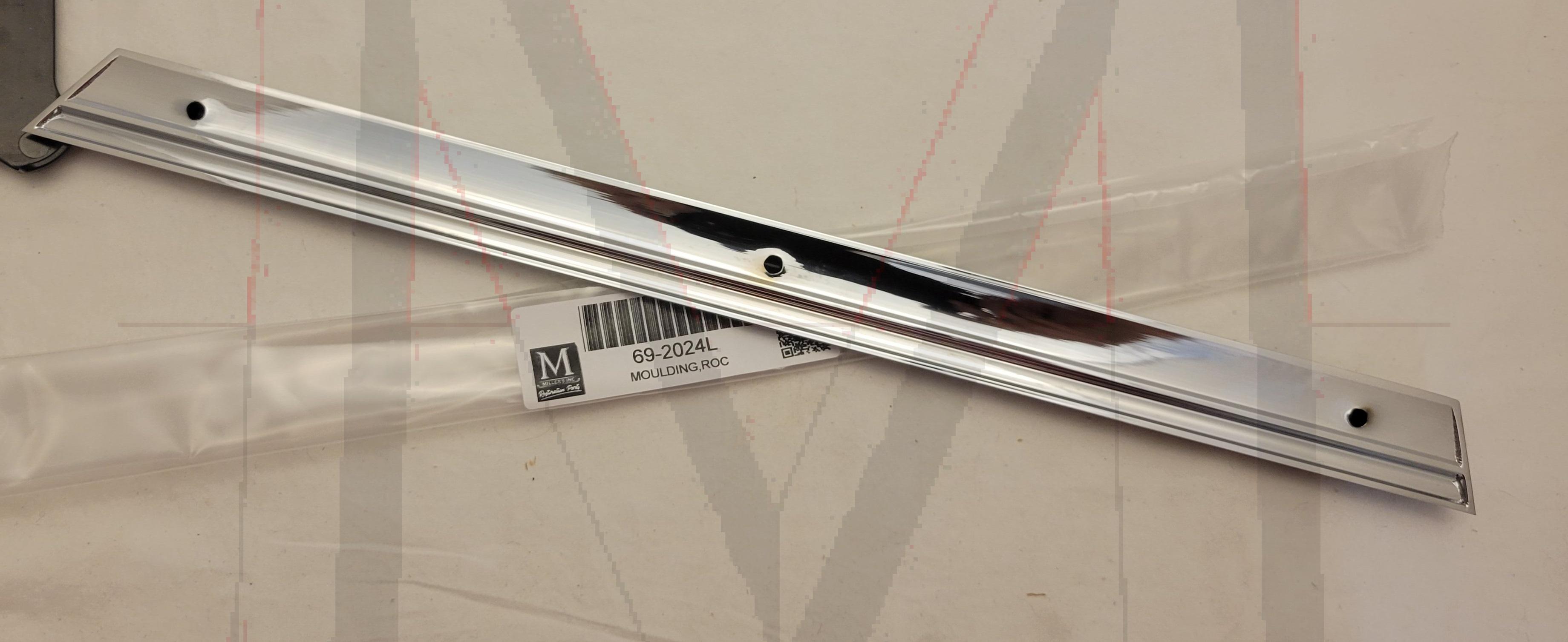 CHROME SIDE MOULDING