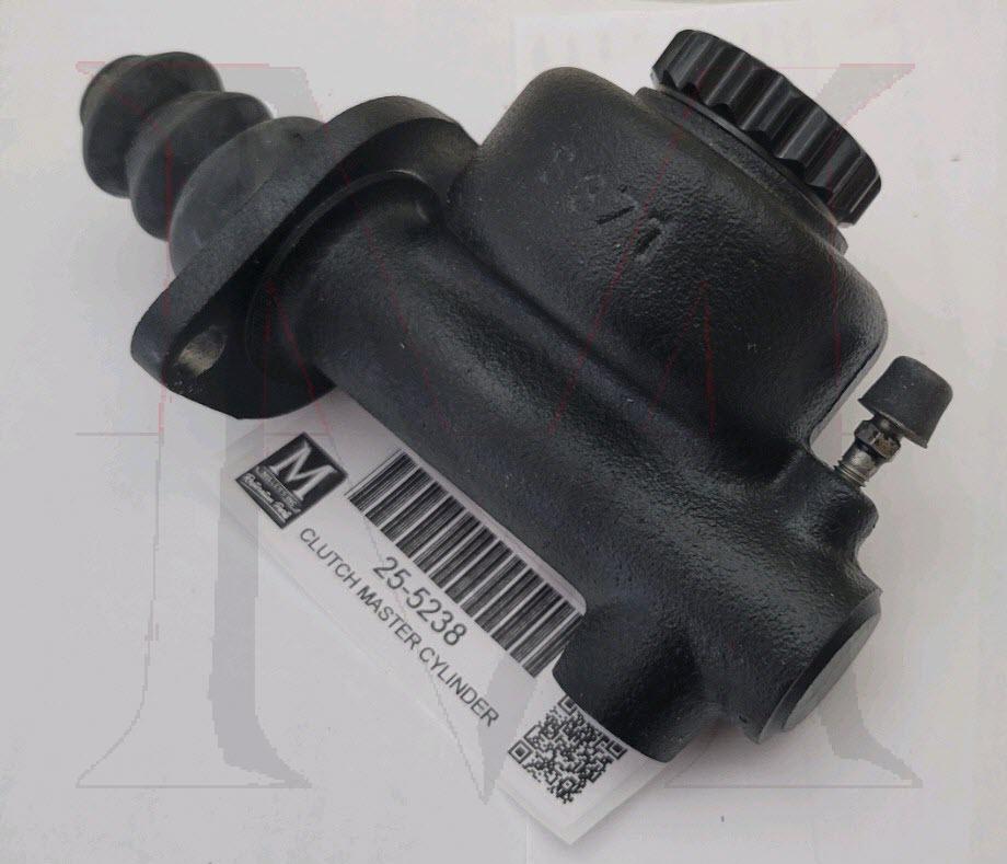 CLUTCH MASTER CYLINDER