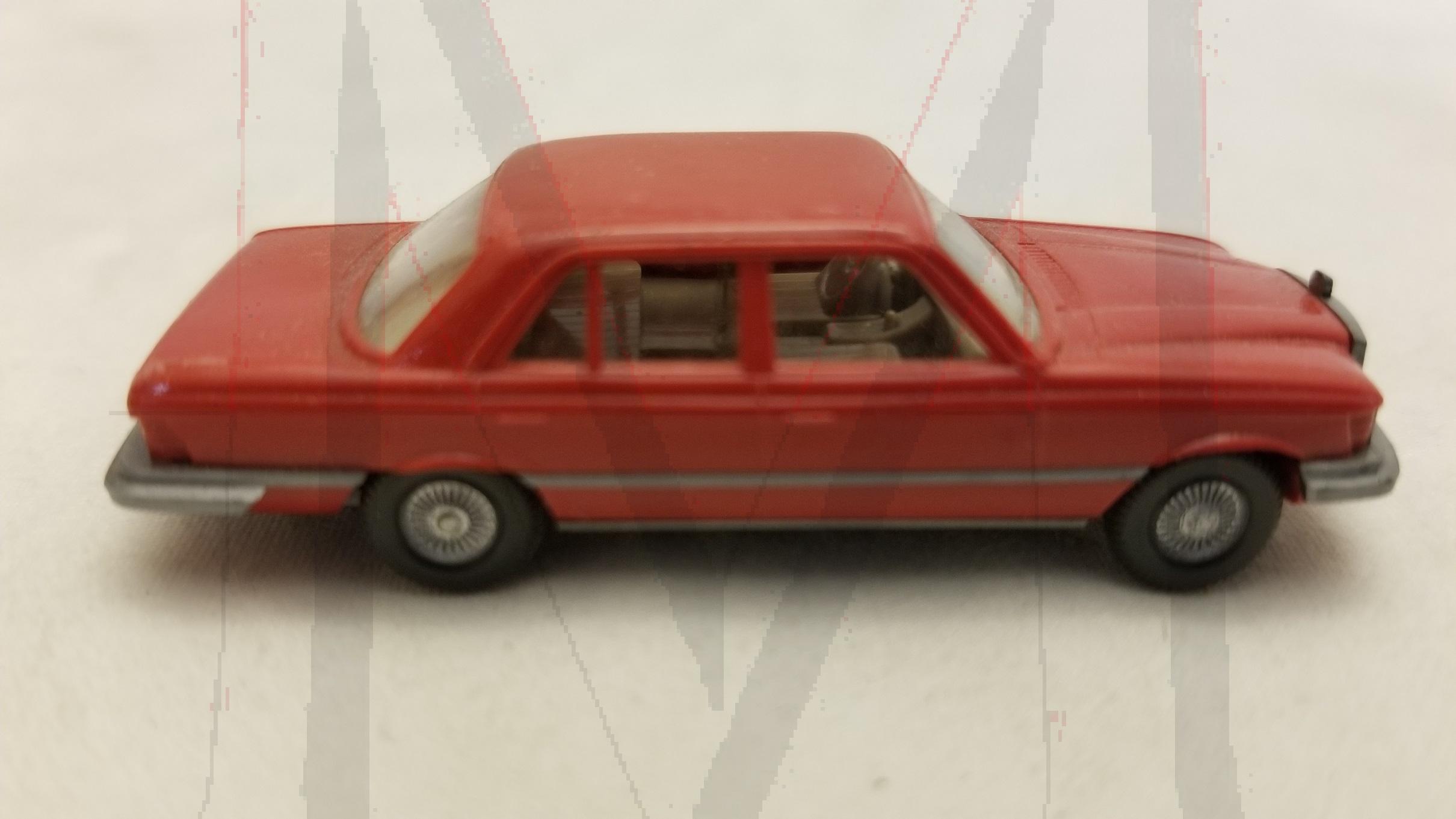 WIKING MERCEDES BENZ 450SE