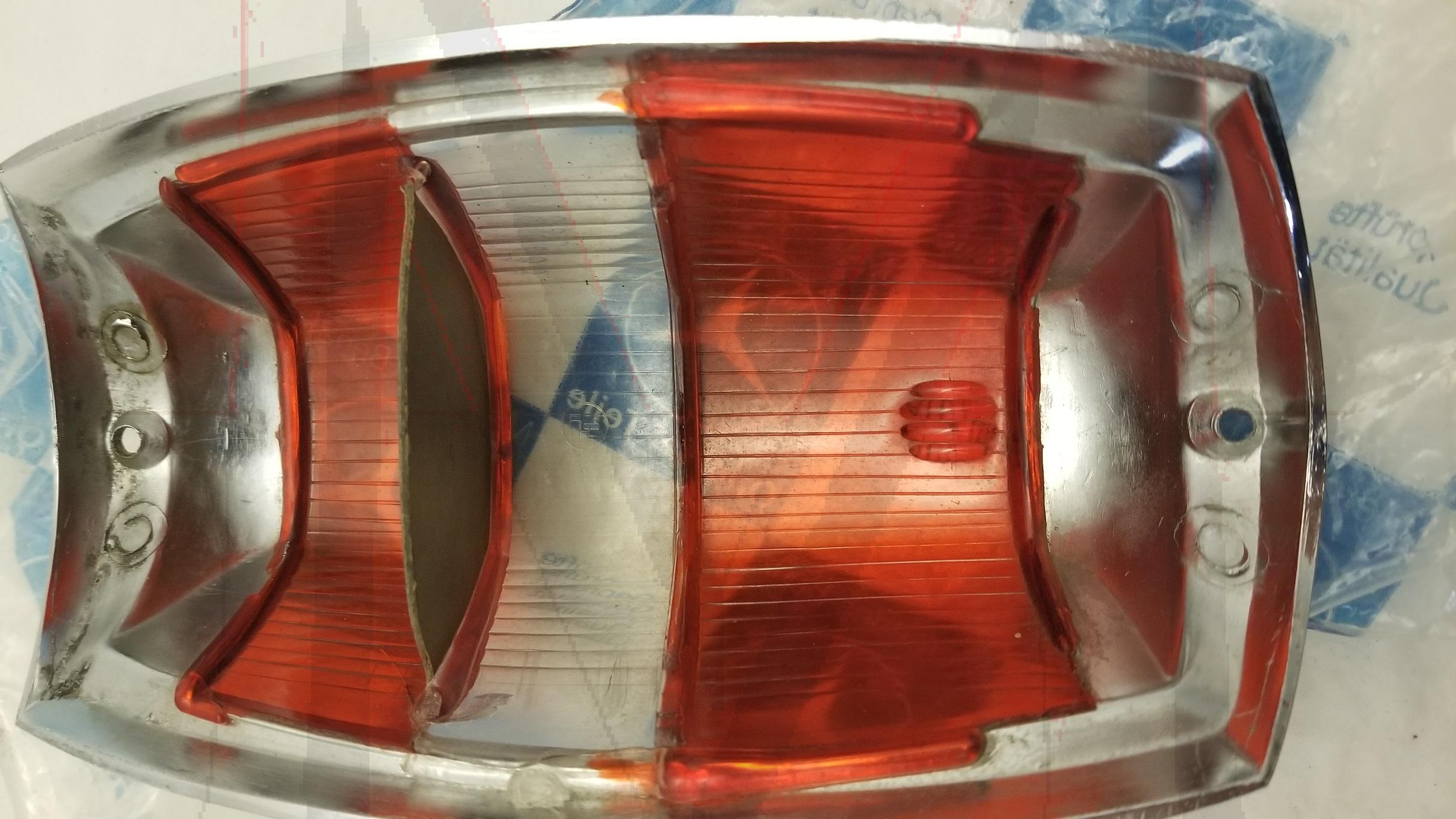 TAIL LIGHT LENS