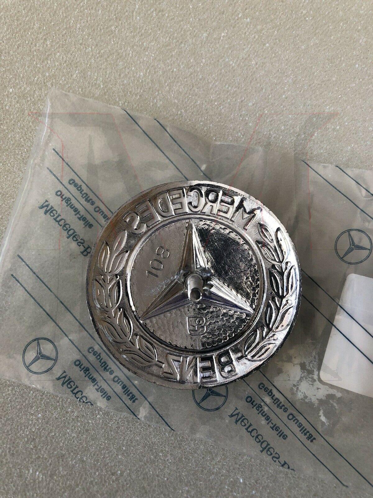 GRILL BADGE