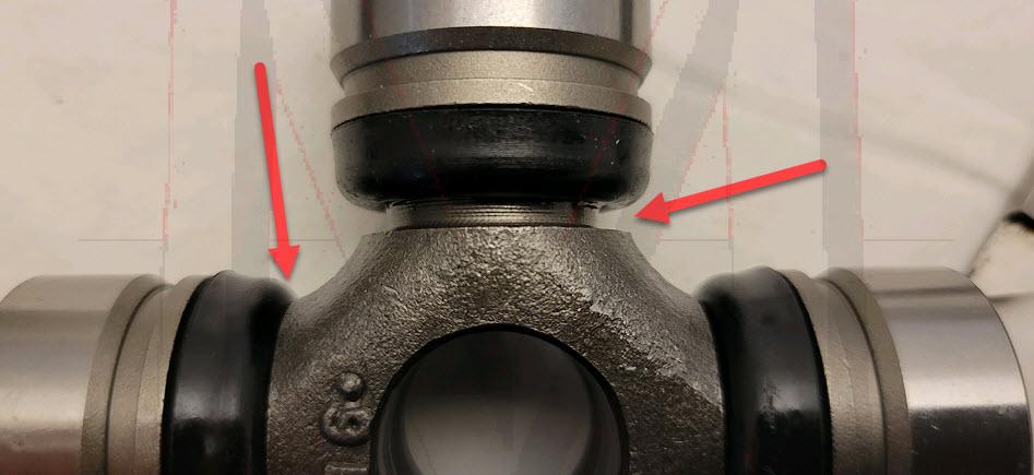 DRIVE SHAFT UNIVERSAL JOINT