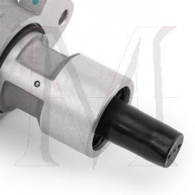 MASTER CYLINDER