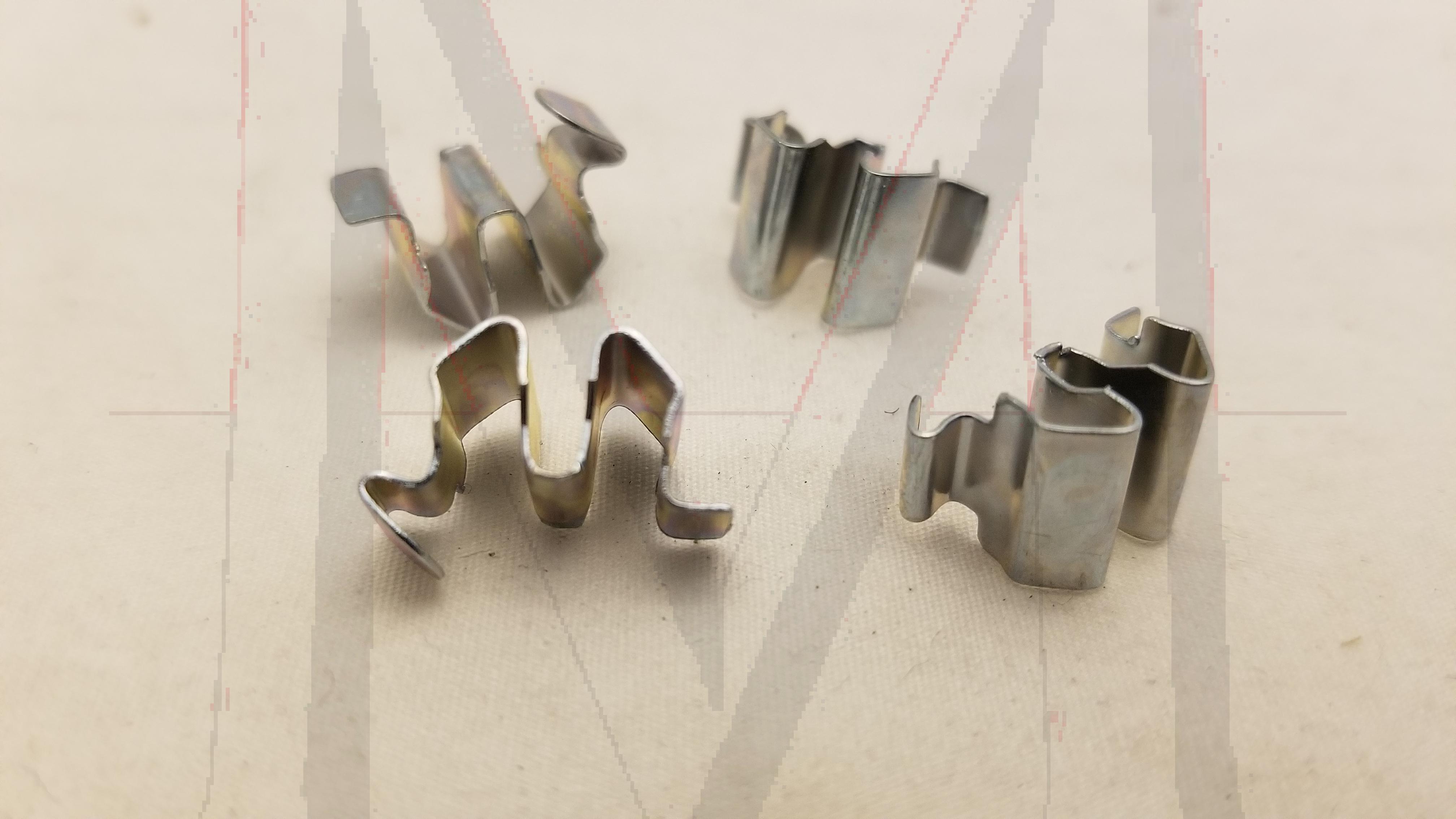 SIDE MOULDING CLIP