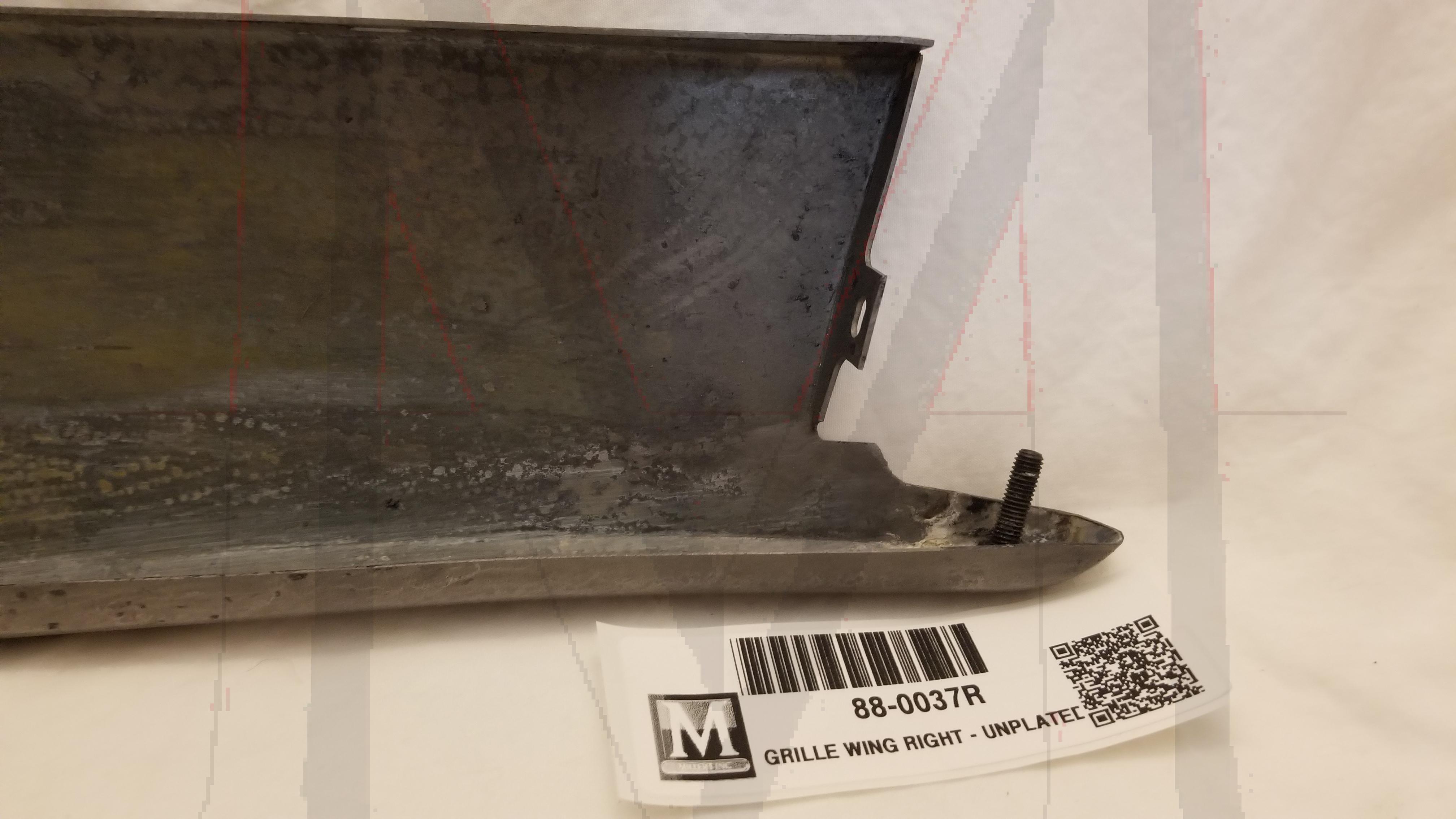 190SL GRILLE WING - RIGHT NOT PLATED